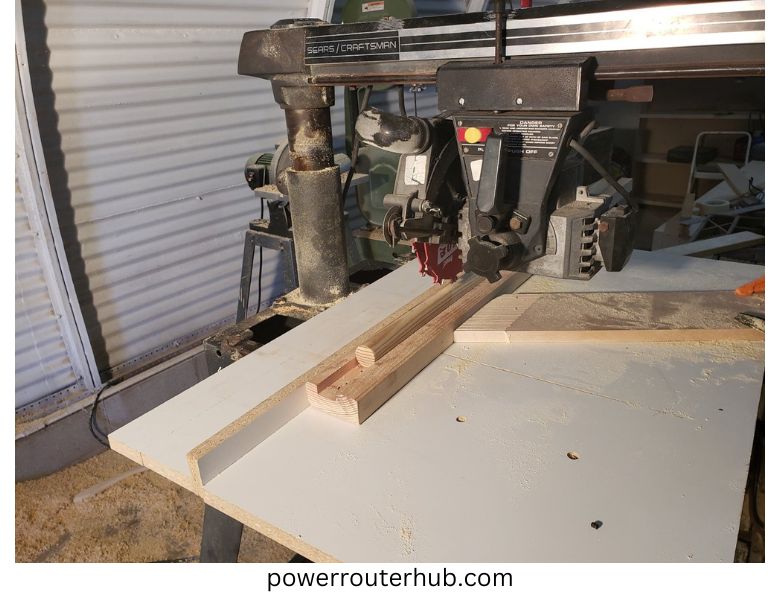 how to cut a channel in wood with a router